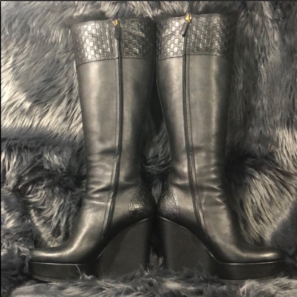 🌟GUCCI Tall GG boots🌟 - Picture 2 of 9
